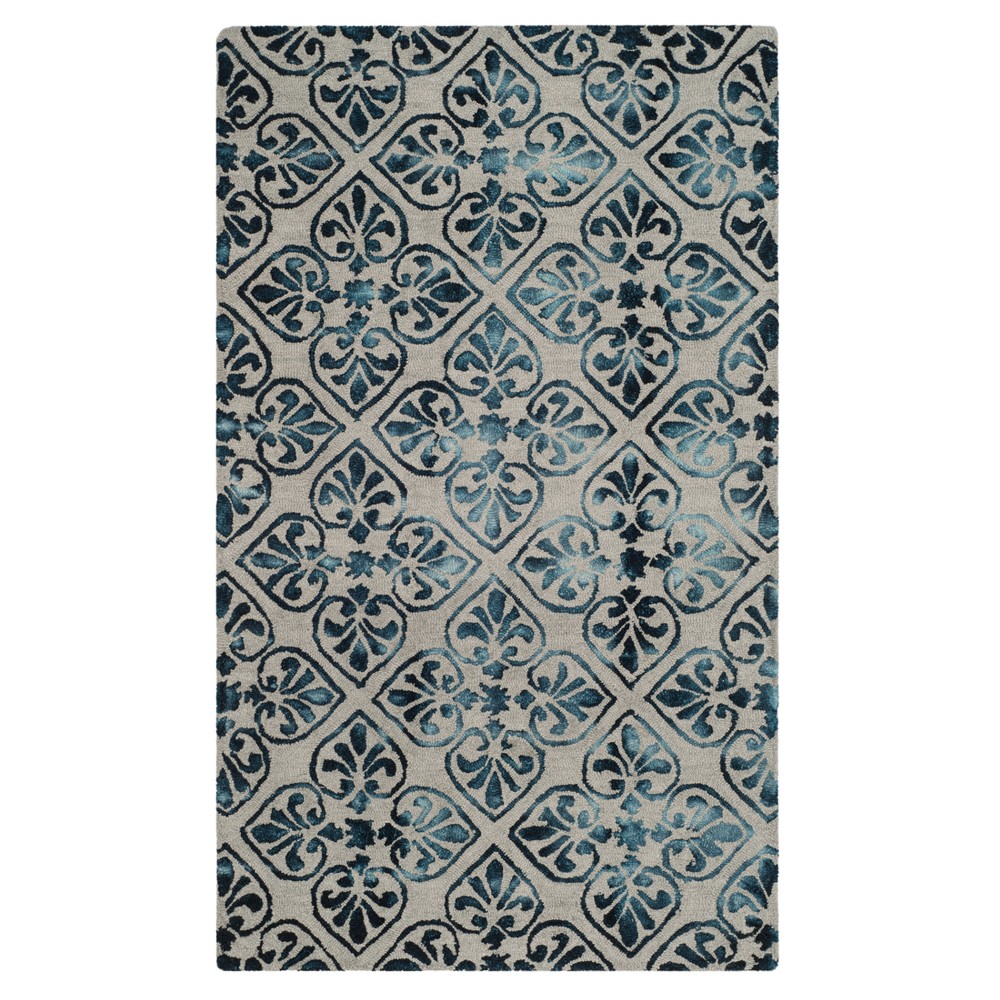 Gray/Charcoal Medallion Tufted Accent Rug 3'X5' - Safavieh
