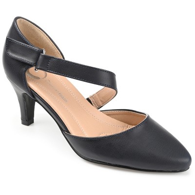 Journee Collection Womens Tillis Pointed Toe Mid Heel Pumps