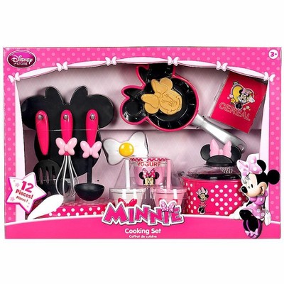 minnie mouse cooking play set