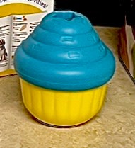 Brightkins Cupcake Treat Dispenser (Small )