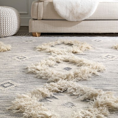 Savannah Moroccan Fringe Light Gray 5' x 8' Handmade Wool Rug