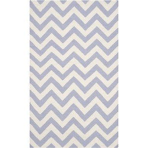 Dhurries DHU557 Hand Woven Flat Weave Indoor Rugs - Safavieh - 1 of 4