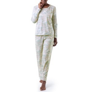 Fruit of the Loom Women's and Women's Plus Long Sleeve Pajama Set - 1 of 4