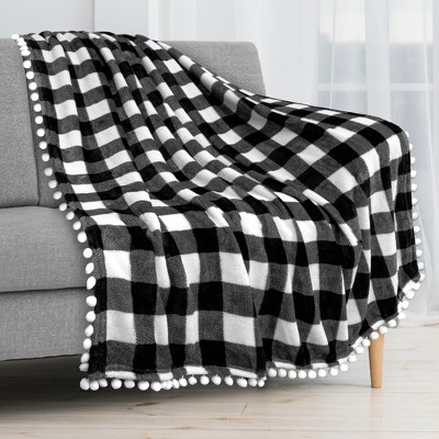 Pavilia Deluxe Checkered White Twin Fleece Throw with Pom Pom Fringe