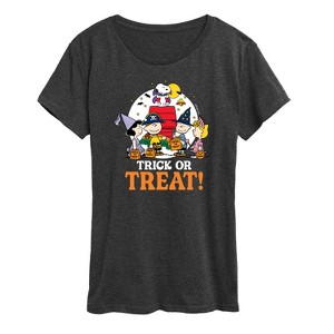 Women's - Peanuts - Trick Or Treat Moonlight Short Sleeve Graphic T-Shirt - 1 of 4