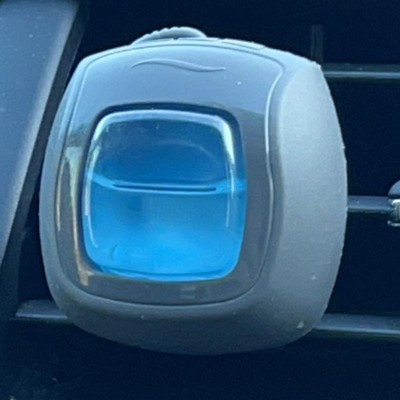 Febreze (#737213) Car Air Freshener Vent Clip, Blood Orange
