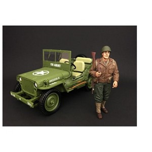 US Army WWII Figure I For 1:18 Scale Models by American Diorama - 1 of 4