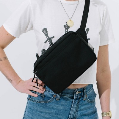 Red Rovr Joey Belt Bag - image 2