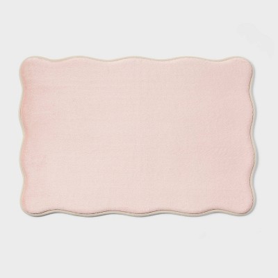 Scalloped Machine Washable Cushion Foam Bath Rug - Room Essentials™