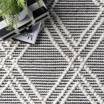 Gray Wool Trellis Pattern Reversible Runner Rug