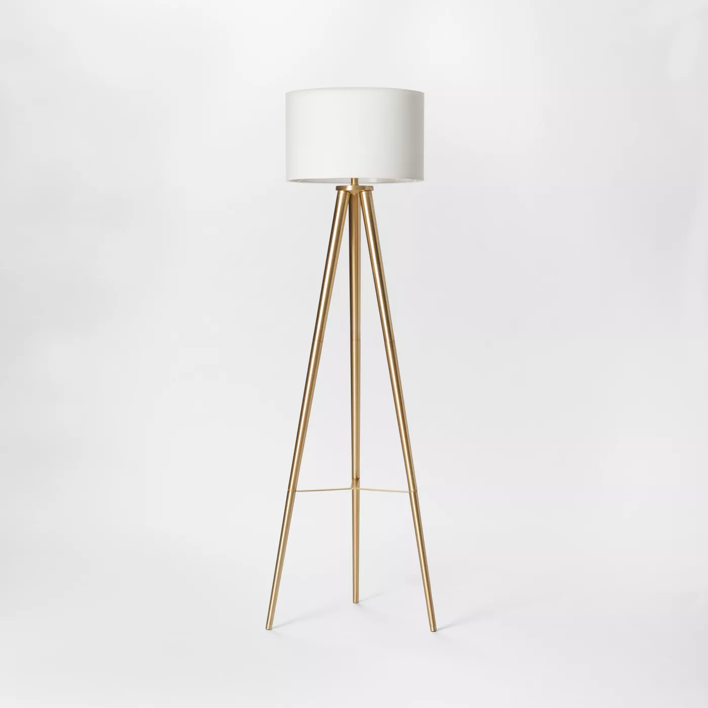 affordable home decor ideas, tripod floor lamp 