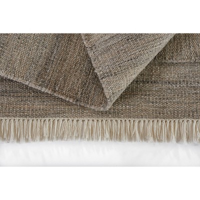 Gray Handwoven Synthetic Indoor/Outdoor Rug, 9' x 12'