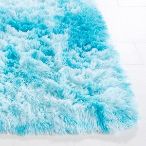 Rainbow Shag RBO100 Flatweave-Power Loomed Skid-Resistant Indoor Rugs - Safavieh - 1 of 4