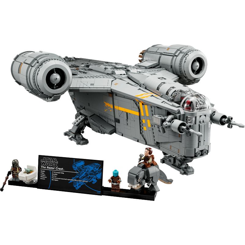 LEGO Star Wars The Razor Crest UCS Model Starship Set 75331, 3 of 9