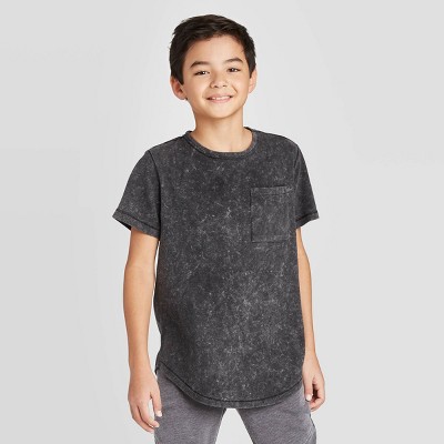 curved hem t shirt