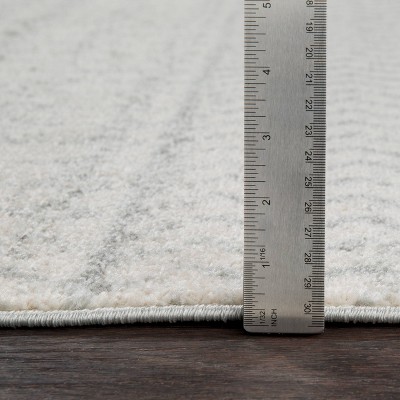 Elegance Gray Round 5'3" Synthetic Easy-Care Rug