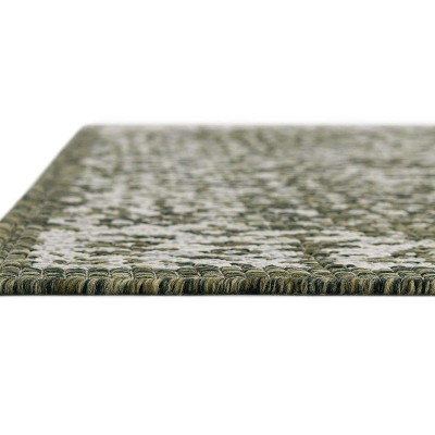 Green Synthetic Rectangular Outdoor Stain-Resistant Rug