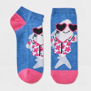 Women's Cool Shark Low Cut Socks - Heather Denim/Pink 4-10: Recycled Polyester, Animal Prints, Banded Cuff - 1 of 3