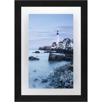 Americanflat 5x7 Floating Picture Frame in Black with Polished Glass and Hanging Hardware Included