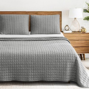 FIONECA 3-Piece All-Season Jersey Knit Quilt Set – T-Shirt Soft, Wrinkle-Resistant Bedding (Quilt + Shams) - 1 of 4