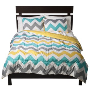 Chevron Comforter (Full/Queen) - Room Essentials