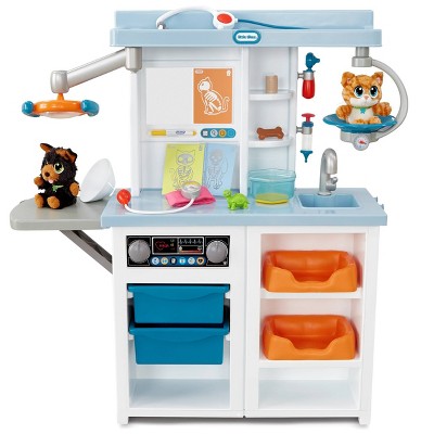 little tikes deluxe wooden kitchen & laundry center toys r us