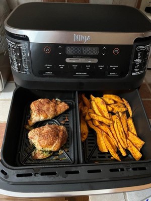 Ninja DZ071 Foodi 6-in-1 DualZone FlexBasket Air Fryer with 7-QT MegaZone &  Basket Divider, Large Proteins & Full Meals, Smart Finish Cook 2 Foods 2
