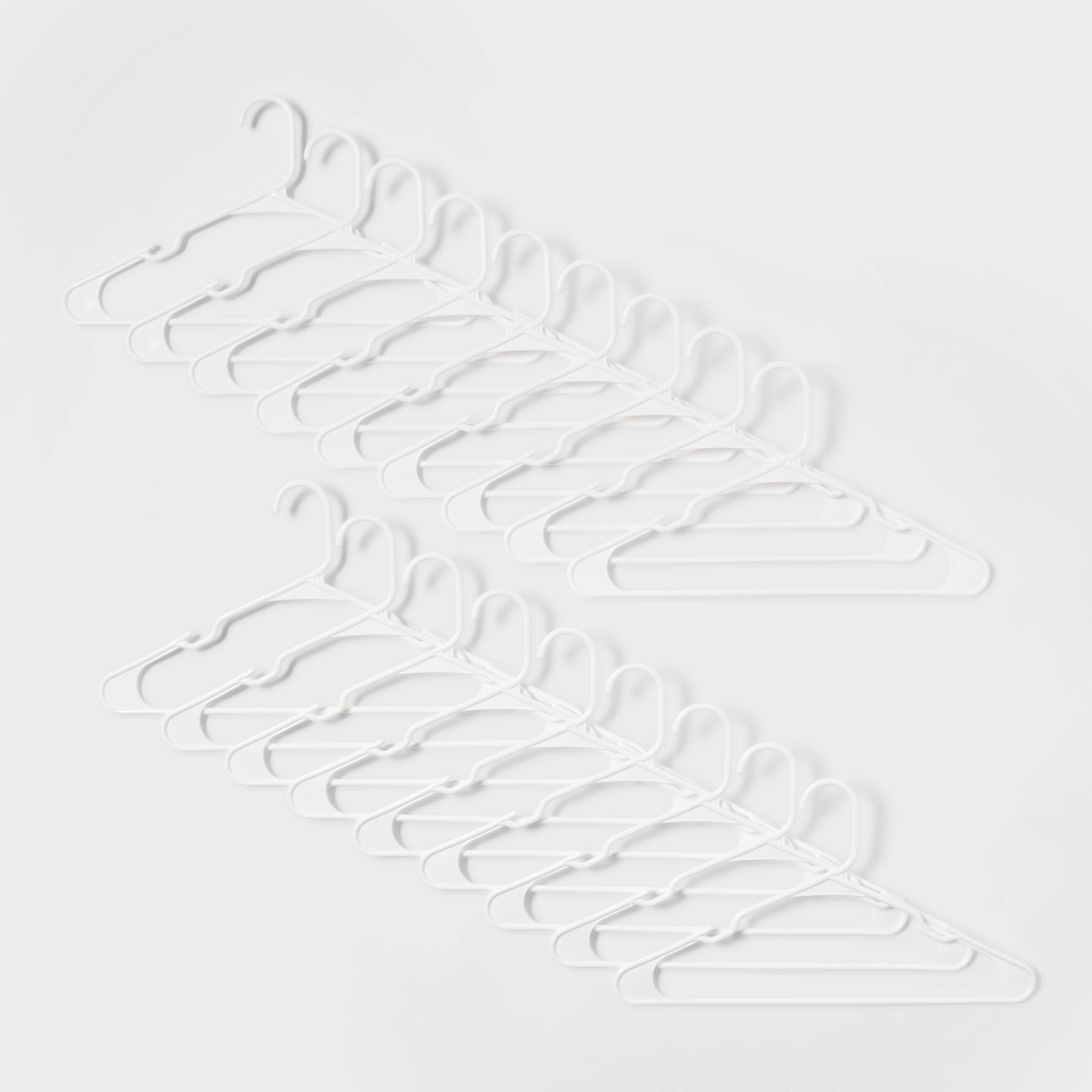 18pk Plastic Hangers White - Brightroom™