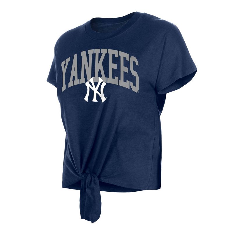 MLB New York Yankees Women&#39;s Front Knot T-Shirt, 3 of 7