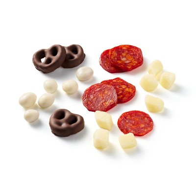 Teeny Tiny Lunch Bites Uncured Pepperoni, Mozzarella, Dark Chocolate Covered Pretzels & Yogurt Covered Raisins 3.2oz - Good & Gather™