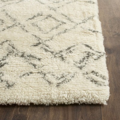 Ivory and Grey Hand-Tufted Wool Shag Rug 4' x 6'
