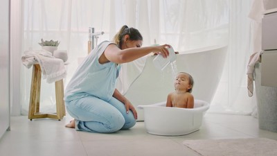 FridaBaby Grow-With-Me Bath Tub