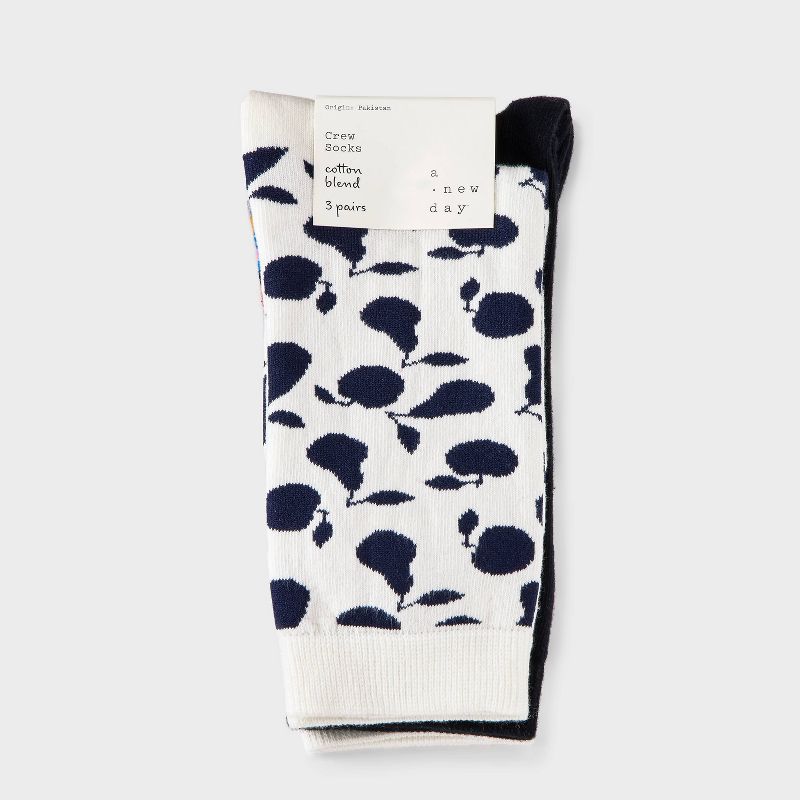 Women&#39;s 3pk Spotted Pear Crew Socks - A New Day&#8482; Ivory/Navy/Pink 4-10, 3 of 5