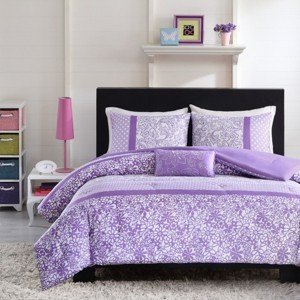 Elegant Stripe Floral Comforter Set, All Season Bedding Set, Cozy Home Textile fits Lux Bedroom Decor - 1 of 4