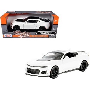 2017 Chevrolet Camaro ZL1 White 1/24 Diecast Model Car by Motormax