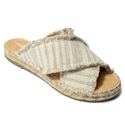 Minnetonka Women's  Pepper Sandals