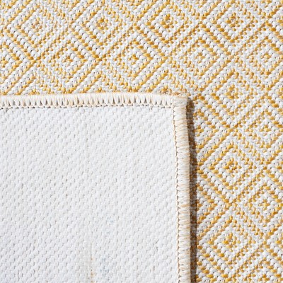 Hampton Yellow Square Indoor/Outdoor Polypropylene Rug