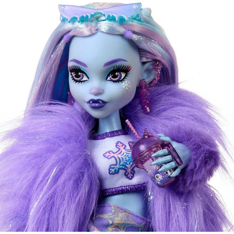Monster High Abbey Bominable Yeti Fashion Doll with Accessories, 3 of 13