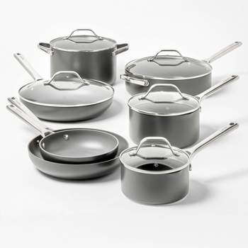  Ninja Extended Life Premium Ceramic Cookware 9 Piece Pots &  Pans Set, Nonstick, PFAS Free, Ceramic Coated, Oven Safe to 550°F, All  Stovetops & Induction Compatible, Grey, CW99009 : Everything Else