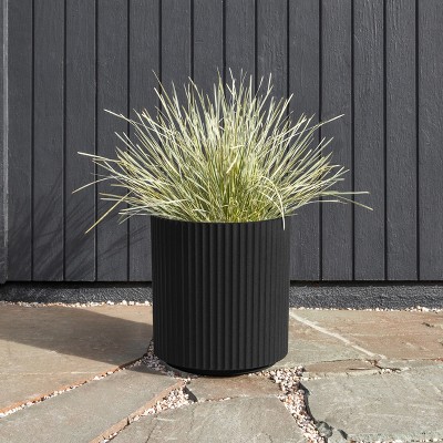 Veradek Demi Series 16" Black Plastic-Stone Round Planter
