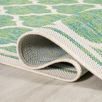 Cream and Green Synthetic Trellis 5' Square Reversible Rug