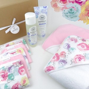 Honest Baby 9-Piece BUBBLES & CUDDLES Organic Cotton Bath Gift Set - 1 of 4