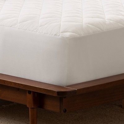 Queen White Waterproof Quilted Mattress Pad