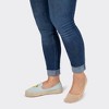 Peds Women's Extended Size Ultra Low 4pk Sport Liner Socks  - Light Gray 8-12 - image 3 of 3