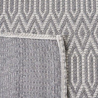 6'7" x 9' Gray Geometric Wool Braided Area Rug