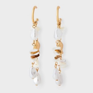 シェルとストーンのearring Pearl Shell and Jasper Droplet Hoop Earring - Universal Thread