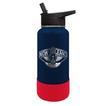 NBA New Orleans Pelicans 32oz Thirst Hydration Water Bottle