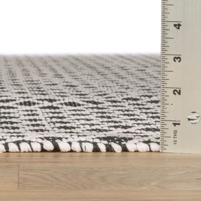 Trellis Black and Ivory Handwoven Synthetic Runner Rug