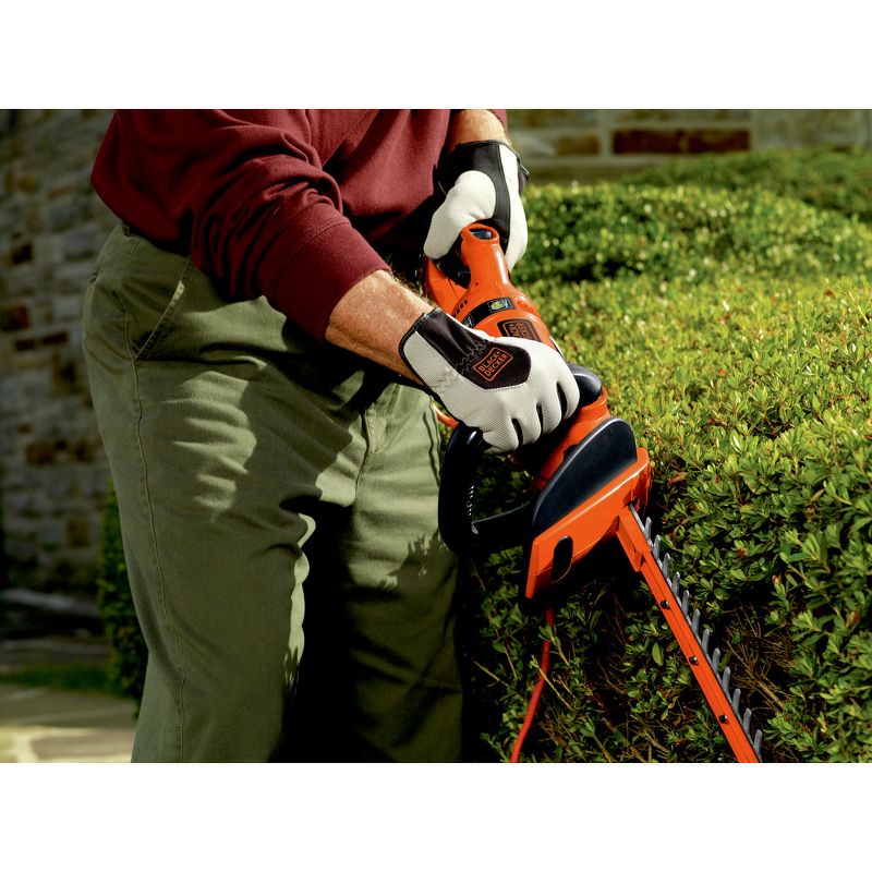 Black & Decker HH2455 120V 3.3 Amp Brushed 24 in. Corded Hedge Trimmer with Rotating Handle, 5 of 18