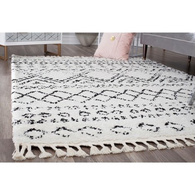Whisper White 5' x 7' Shag Synthetic Area Rug